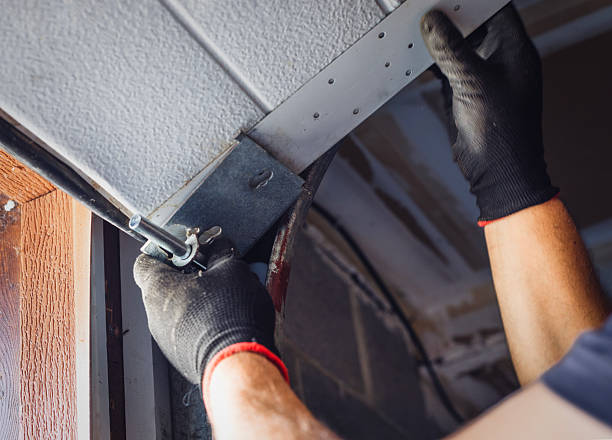 Reliable Garage Door contractor in Creve Coeur, IL by Garage Doors Repair Pro