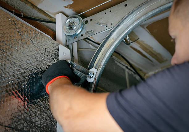 Affordable Garage Door solutions in Creve Coeur, IL